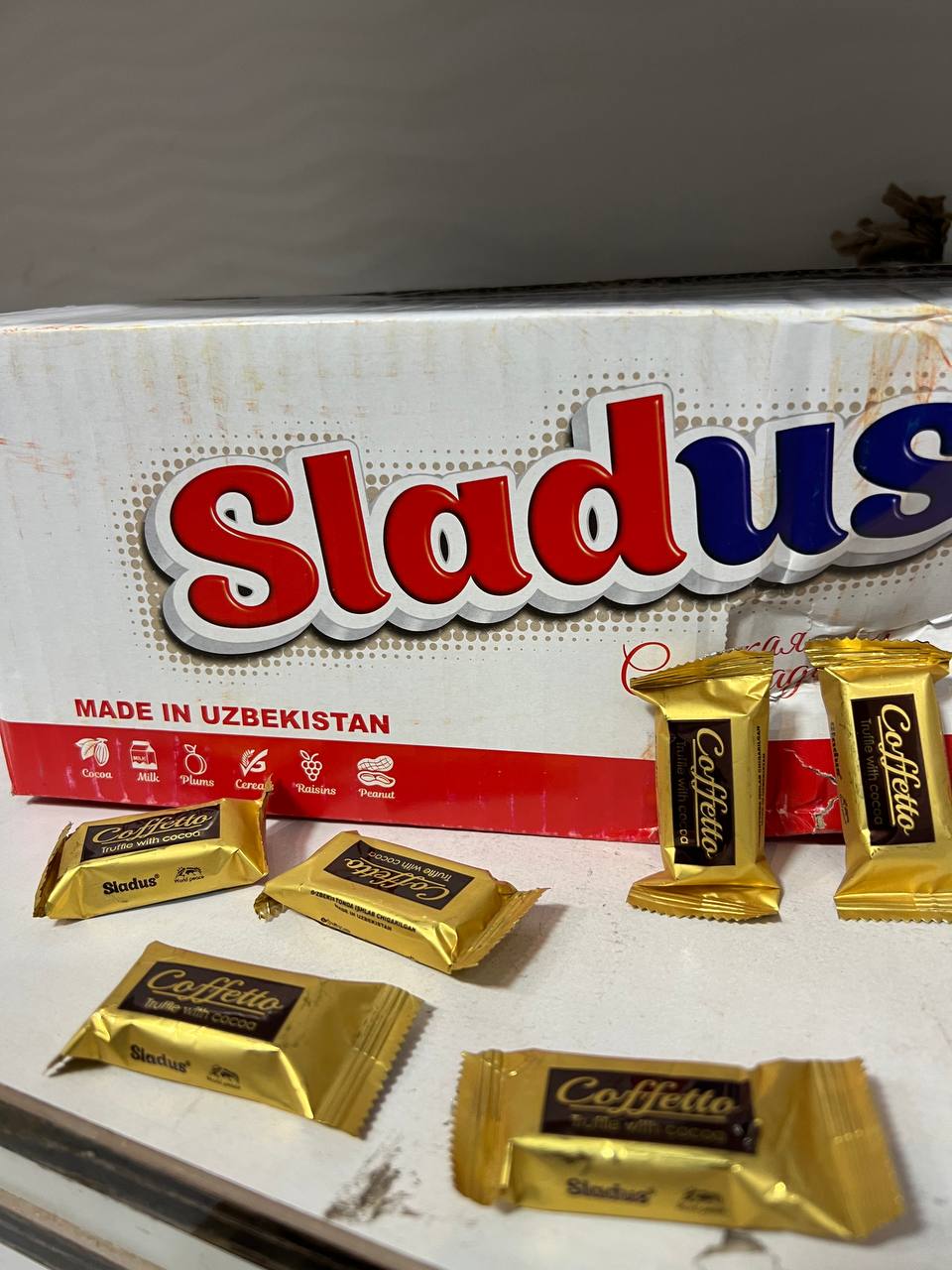 شکلات  قهوه اسلادوس  '1000 گرم  sladus